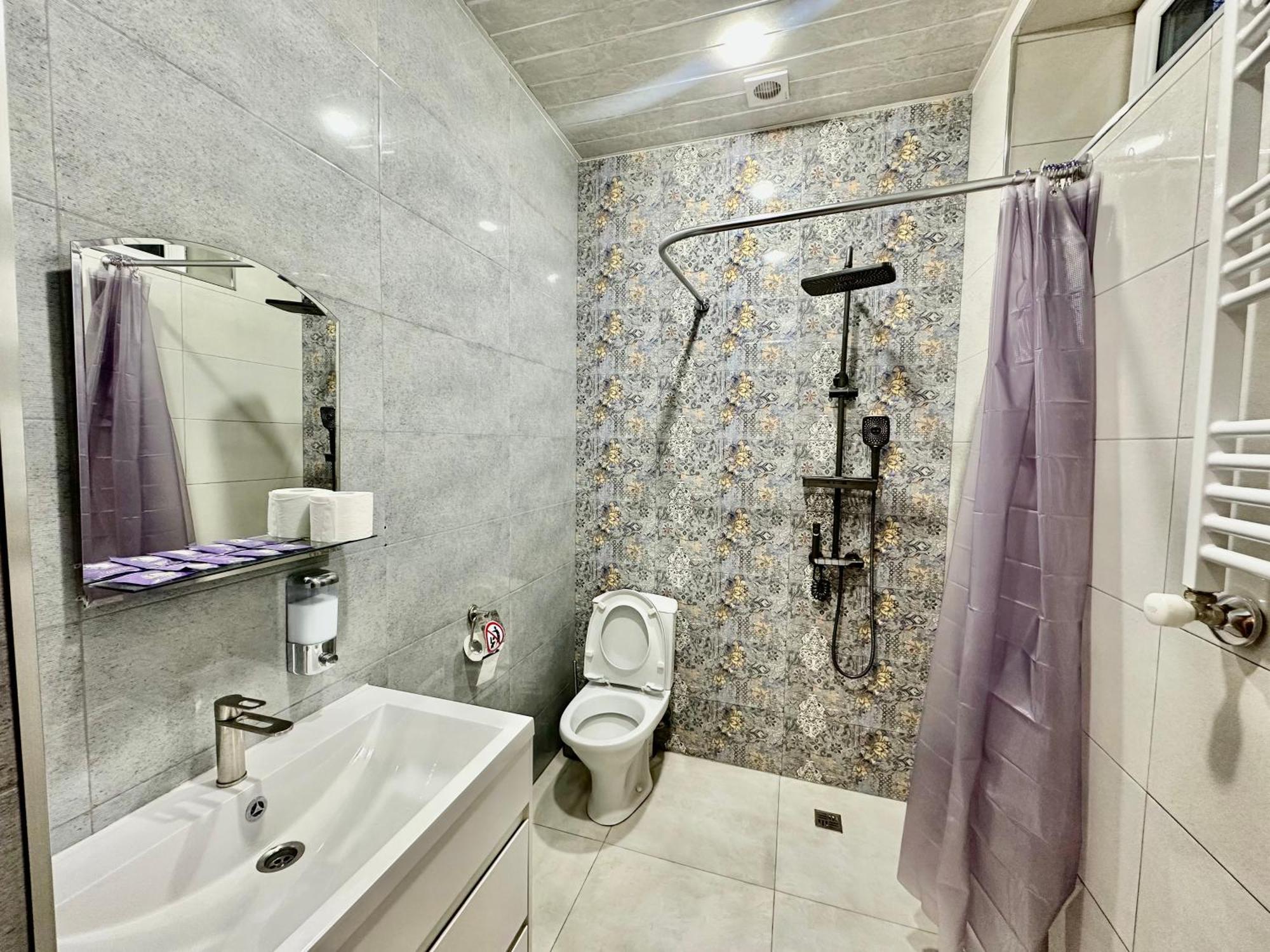 Tadevosyan Guest House Bjni 外观 照片