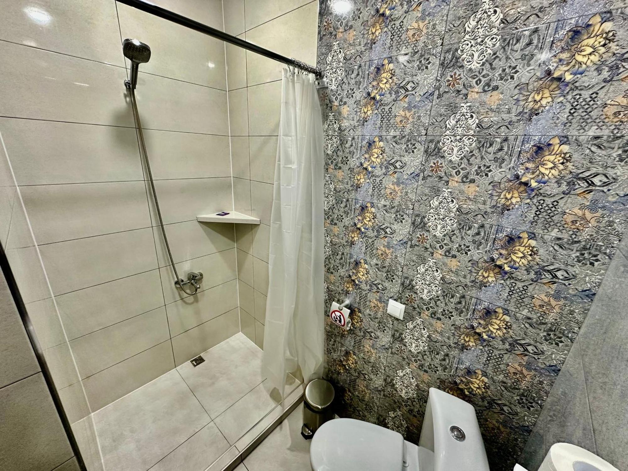 Tadevosyan Guest House Bjni 外观 照片