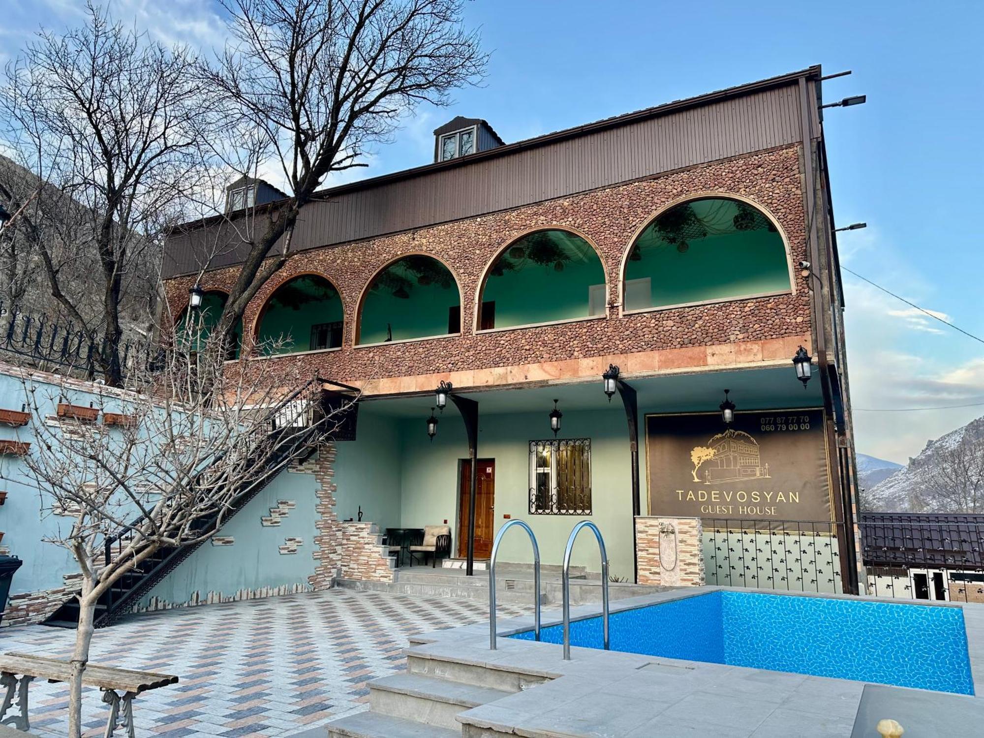 Tadevosyan Guest House Bjni 外观 照片