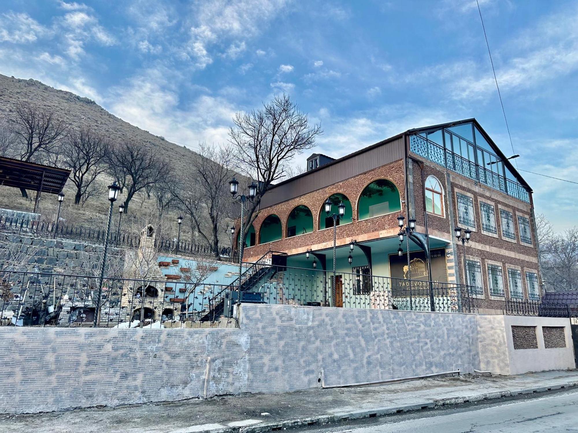 Tadevosyan Guest House Bjni 外观 照片